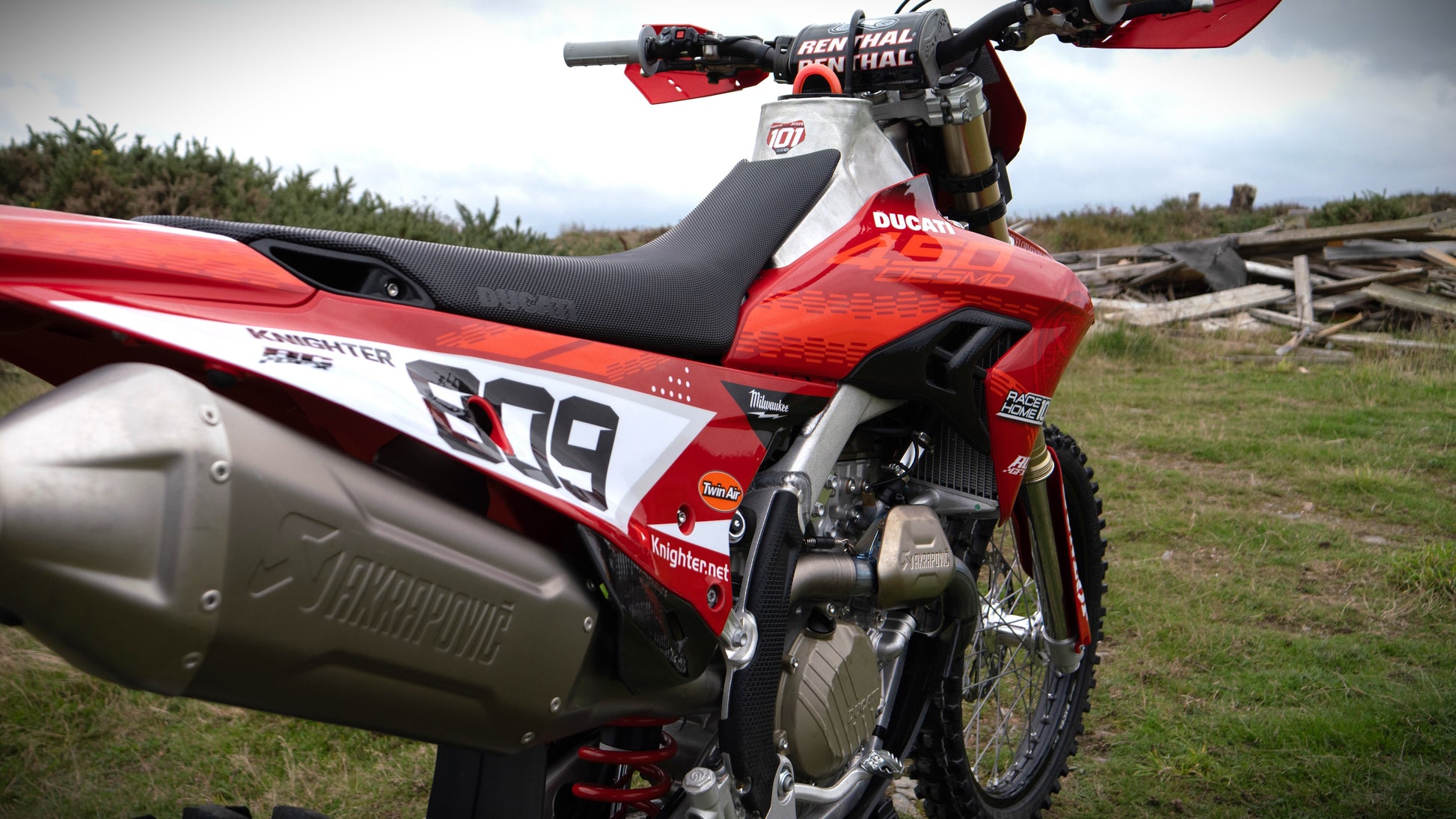 Full Custom Graphics Kit