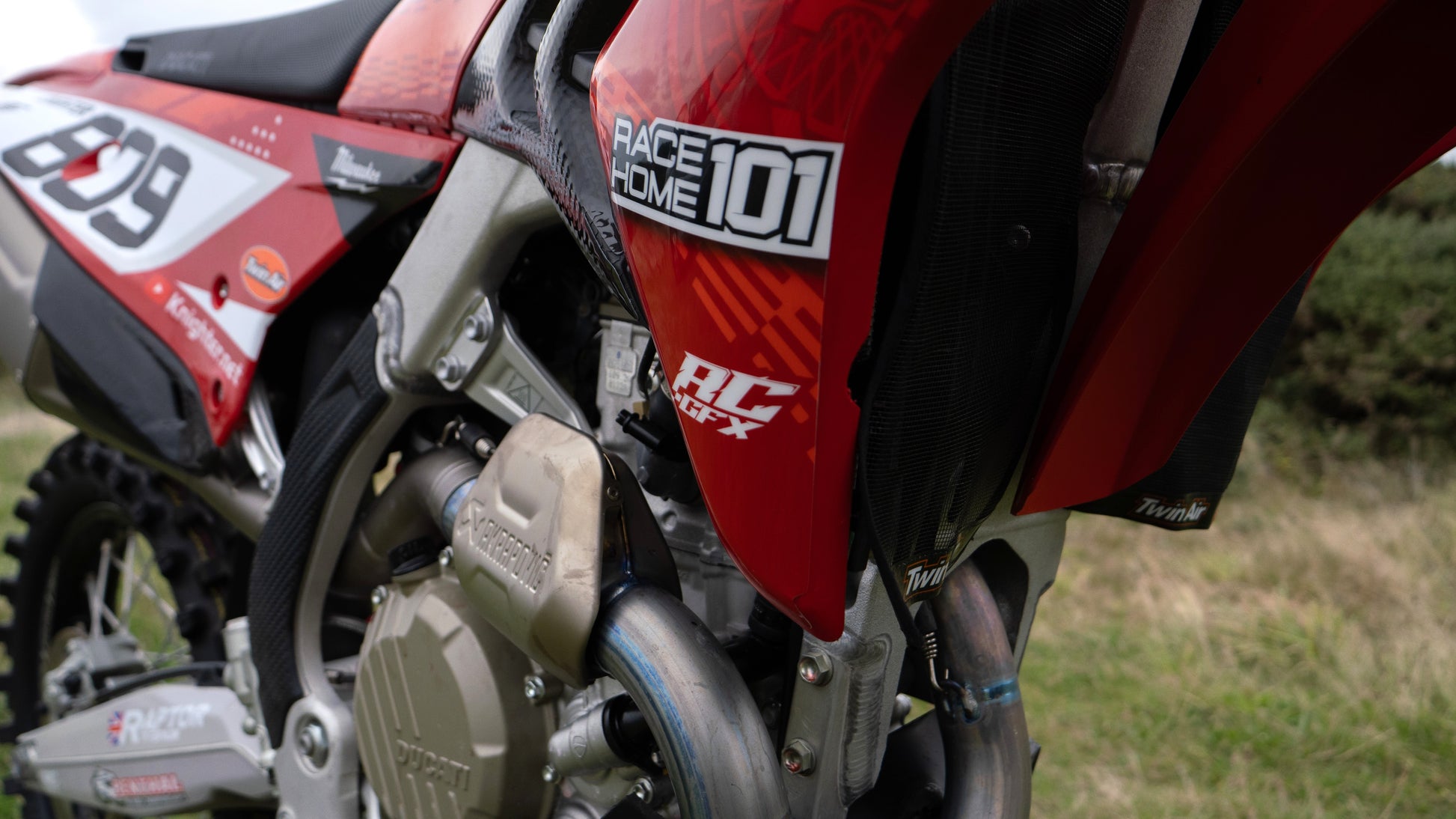 Full Custom Graphics Kit